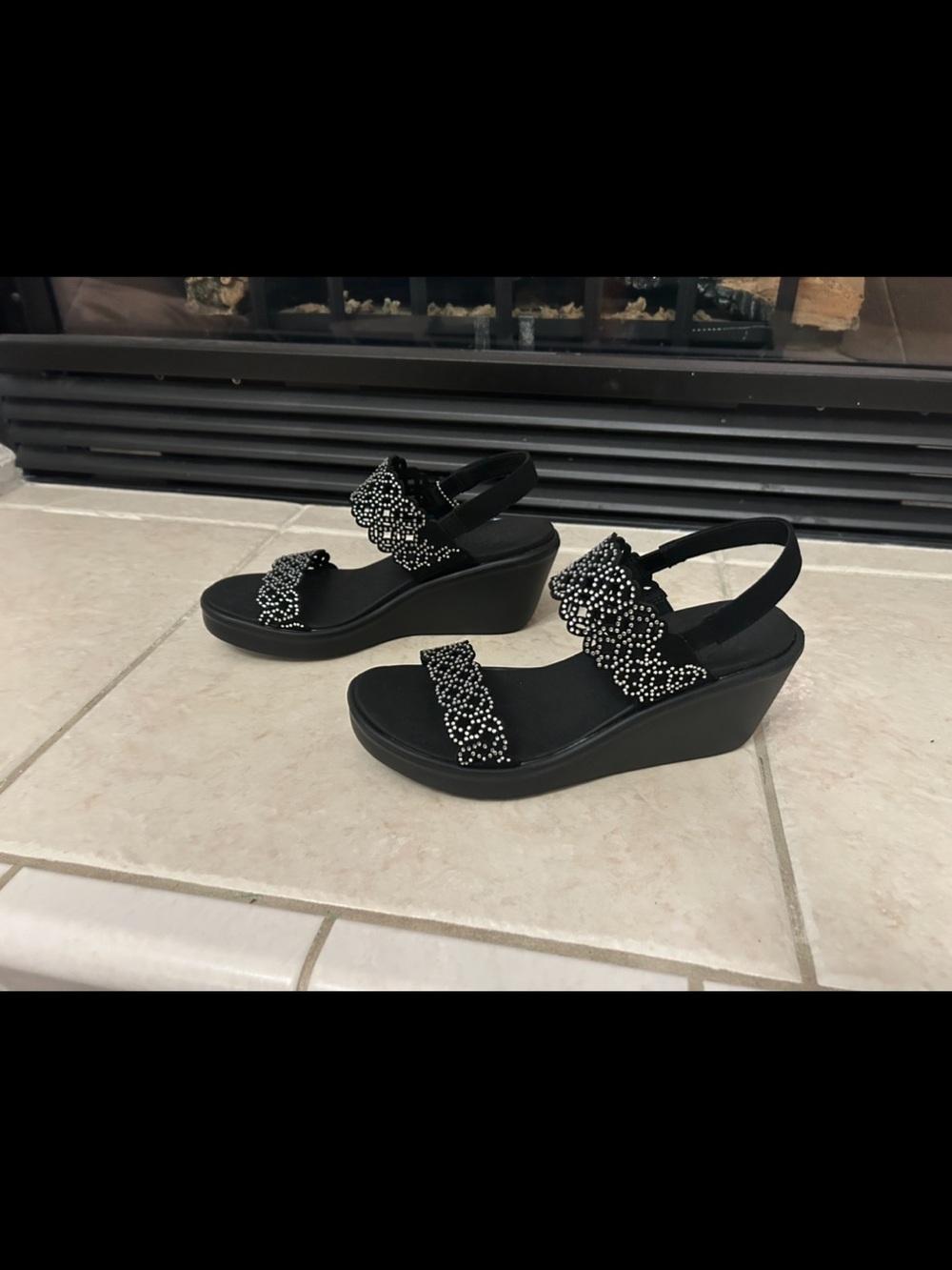 New black Skechers Women's Rumble On Sassy Dayz Wedge Slip On Sandals - Size 9 - Picture 13 of 15